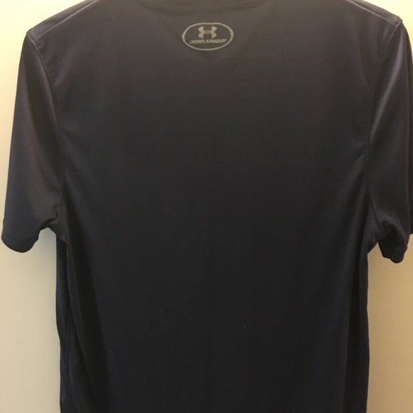 Under armour tee - Picture 3 of 4